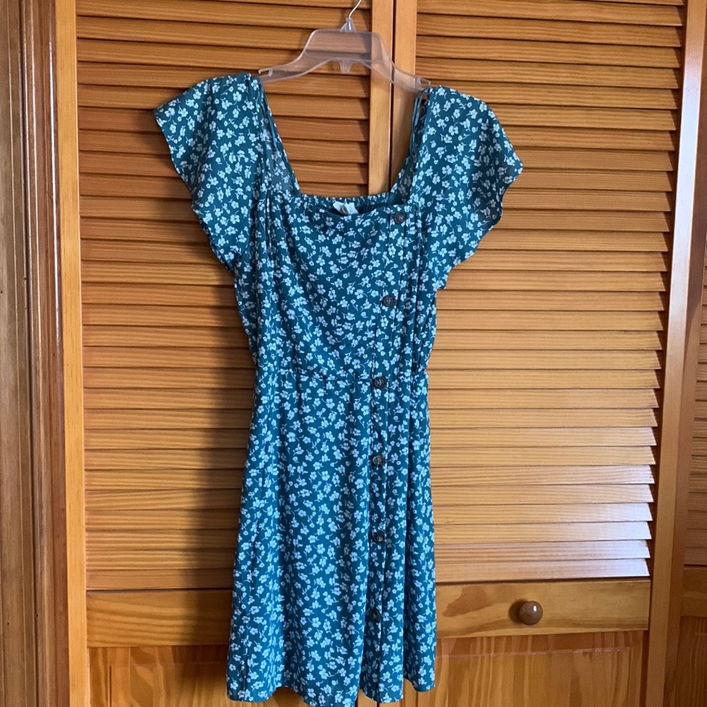 Sienna Sky blue and white flowered dress size small